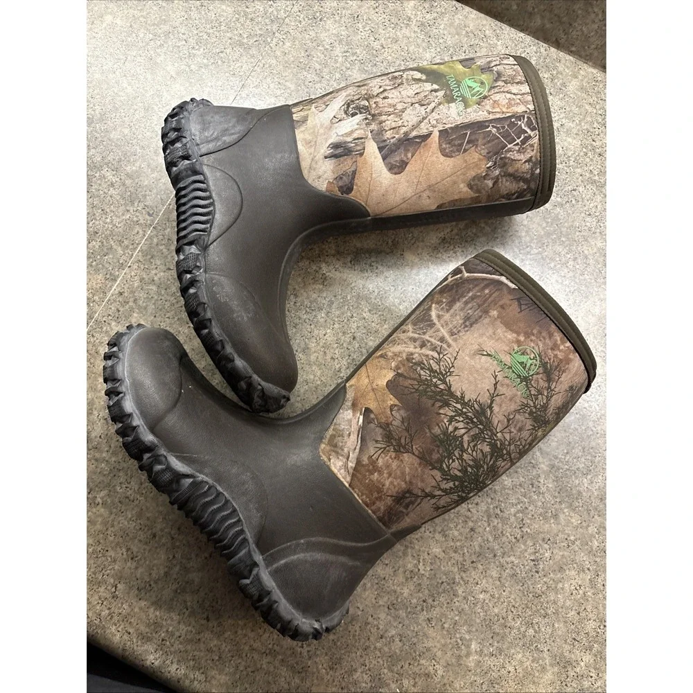 Kids Tamarack Camo Insulated Rubber Boots Sz 2 (9Q-B007) Good Condition